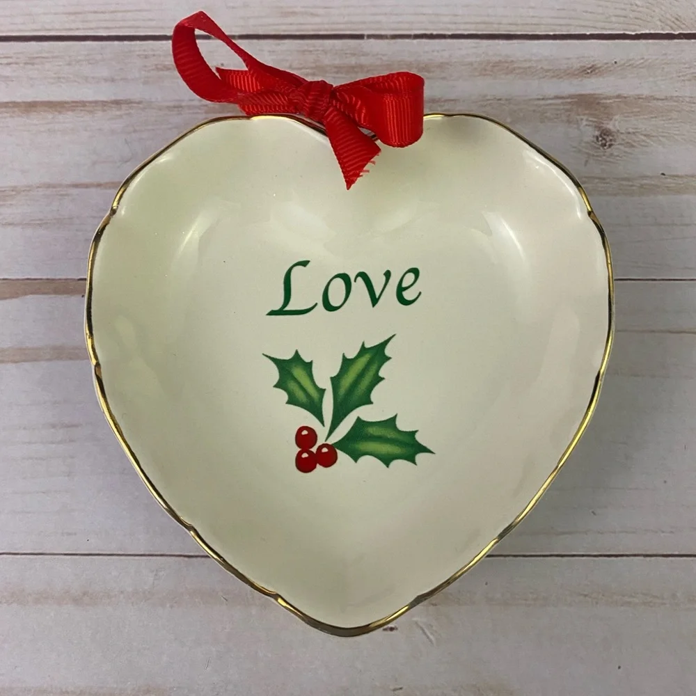 Lenox Love Holiday Sentiment Heart Shaped Candy Dish 4